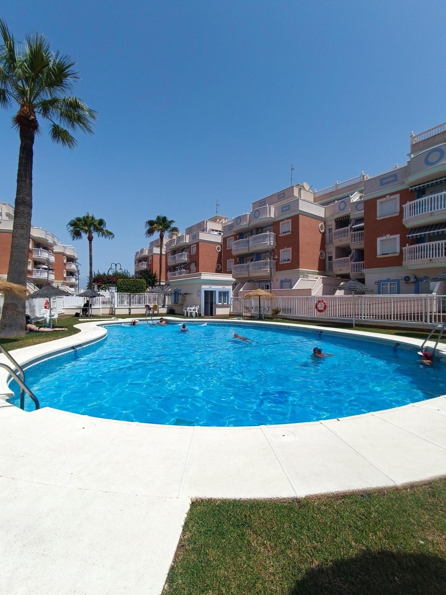 Apartamento Esbamar Roquetas de Mar Exterior photo